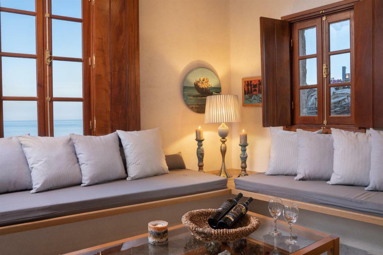 Casa Rodanthi - Luxury Castle Βίλα Μονεμβασιά